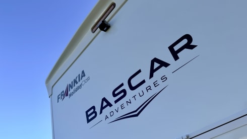 BasCar – Mercedes-Benz automaat • Frankia Comfortclass • volledig uitgerust