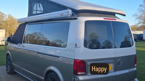 Happy  – LWB Volkswagen campervan - 4 Berth fully kitted out 