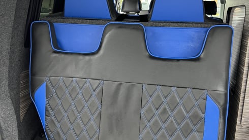 Luther – 4 berth Volkswagen T6 campervan from 2017