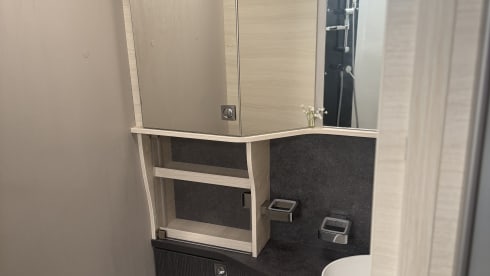 snurkmobiel – 4p Chausson semi-integrated uit 2021