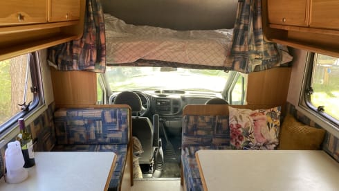 Familie / gezins camper  – Family camper with 7 sleeping places 