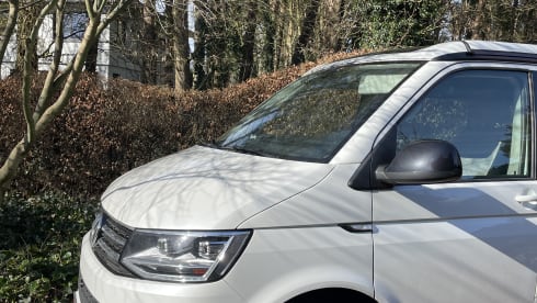 4p Volkswagen campervan 4 x 4