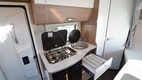 E-type – New camper TV, automatic, model 2020/2021