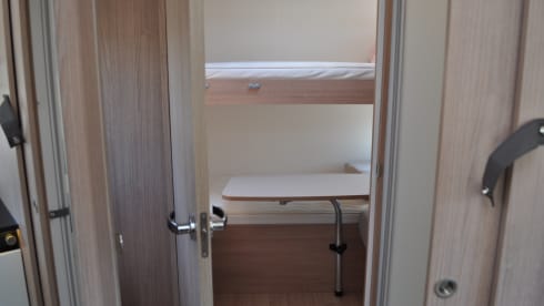 Very spacious family-integrated (new!)