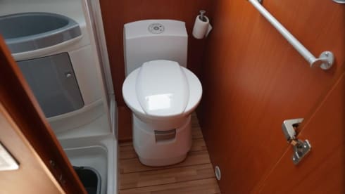 Citroën Alkloof camper – 4p Citroën alcove from 2013