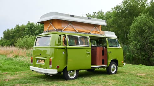 Bus California  – Volkswagen T2b, 1978