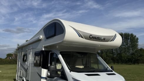 6 berth Ford transit chausson from 2015