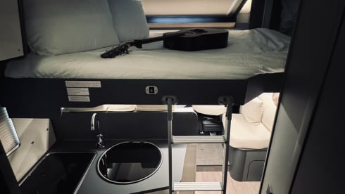 Warren – 4 berth Laika L319 - luxury motorhome - Pet Friendly