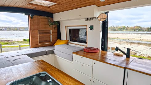 Furgone di lusso completamente attrezzato