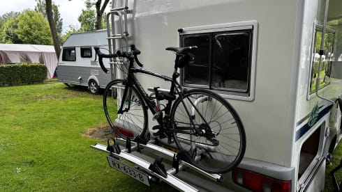 4p Chausson semi-integrated from 2001
