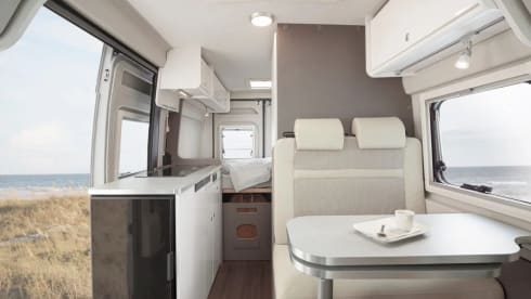 Etrusco – ETRUSCO 540DB 140CV - COMPACT VAN 4 BERTH WITH FOLDING ROOF