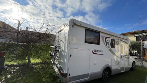 Baroncino – Camper and bicycle to travel freely