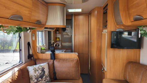 Dolores – 5p Hymer integrated from 2004