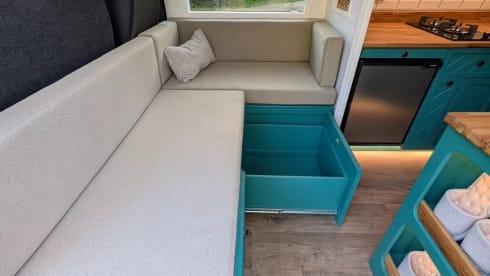 Melvich – 2021 Peugeot Boxer 2 berth L4H2 campervan with wet room