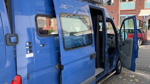 BLUEY – Fiat Autostar Privilege P690LC Fest Bett Garage