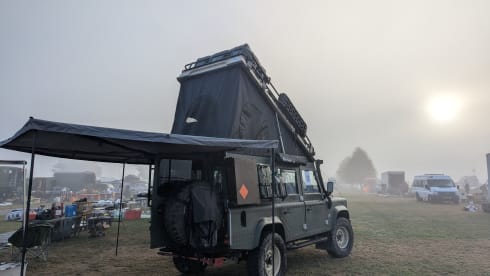 Land Rover Defender Td5 Pop-Top Overlander