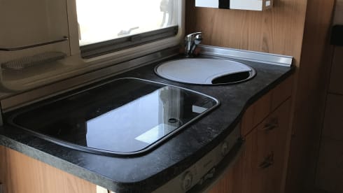 Bur – 4p Bürstner integrated uit 2008