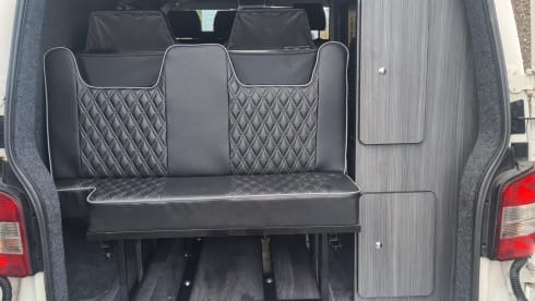 Ron – Stay classy in "Ron" the VW 4 berth Campervan
