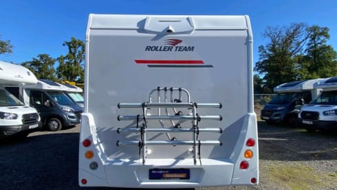 Zefiro 685 Automatic 5 berth – 2023 Roller Team Zefiro 685 Auto Five berth 