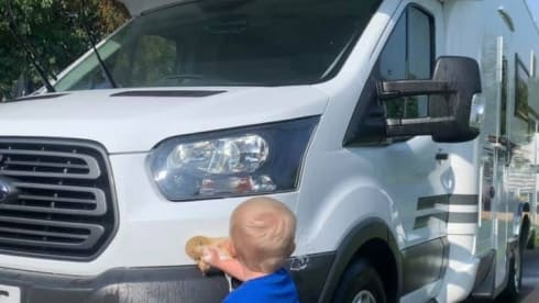 VU – 6 berth Roller Team Auto 2022