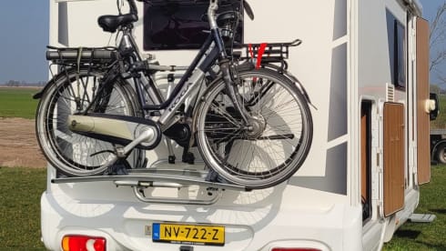 4p Renault semi-integrated from 2016