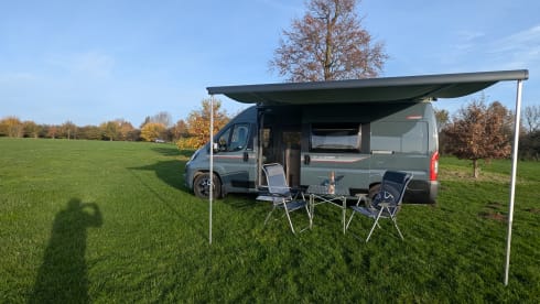 Ellie – Ellie-your 2 berth luxury home from home adventure awaits!
