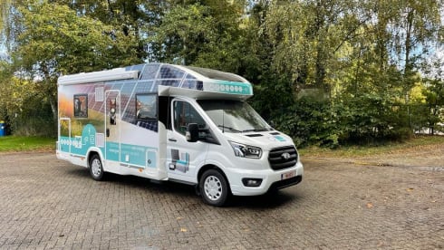 MasterCamper – Chausson 720 Titanium-Luxury mobile home for 4 people