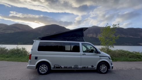 One life  – Volkswagen Campervan – Scottish Highlands & NC500 | Edinburgh Airport 