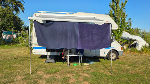 Happy – Ford Alcove 4 places de 1996