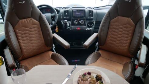4p Bürstner semi-integrated from 2017