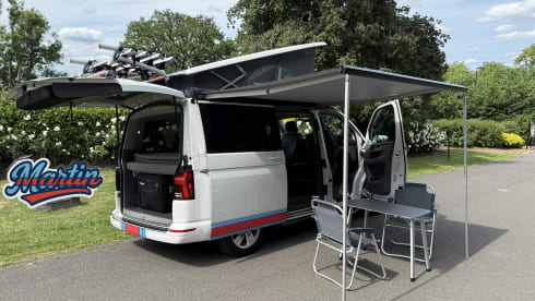 Martin  – 2023 Volkswagen Beach T6.1 Campervan Automatic 