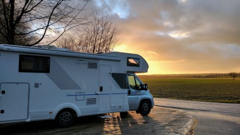 FreeLiving – AUTOMATIC with level system, extra long beds. ALSO WINTER