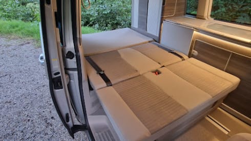 Zilveren Zwerver – Volkswagen camper (2018) - automatic 