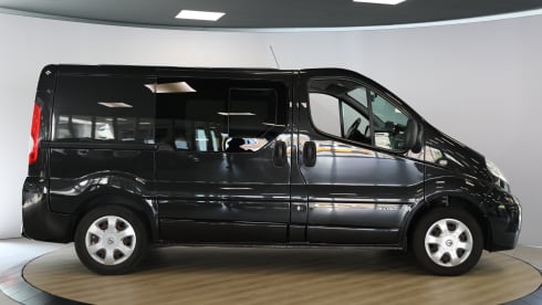 4-person Nissan Camper diesel Automatic from 2011