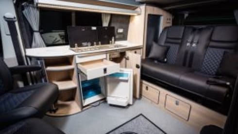 Harris – 4 berth Volkswagen Campervan 