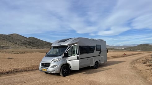 Pretty Easy Going – Luxury Adria Coral Supreme 670 SLT Fiat 6 2.3 150 hp, automatic