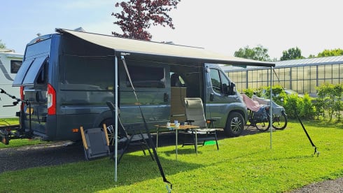 Odiesadventures2 – Mooie Fiat Ducato buscamper met lengtebedden