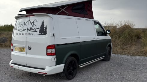Brown Bear  – 4 berth Volkswagen campervan from 2013