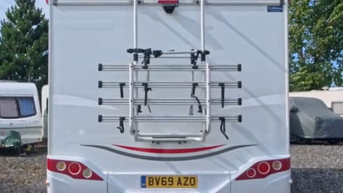 Beluga – Sunlight A72  - 6 Berth Motorhome Insurance Included