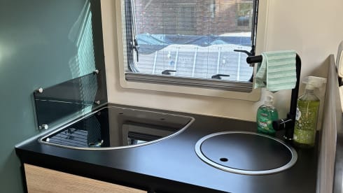 Familie camper – 6p Ford alcove uit 2026