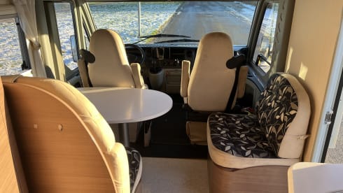 4p Adria Mobil integrated uit 2008