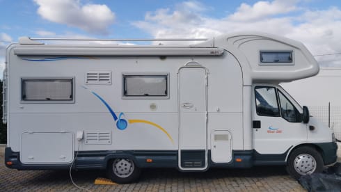 Mizar – Large camper with 2 double beds to travel all over Sardinia