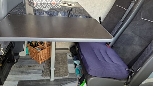 The Roving Badger – 2 Berth Peugeot  Boxer  LWB High Roof 2018 