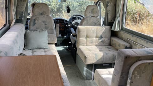 Tali – 4 berth Peugeot bus from 2006