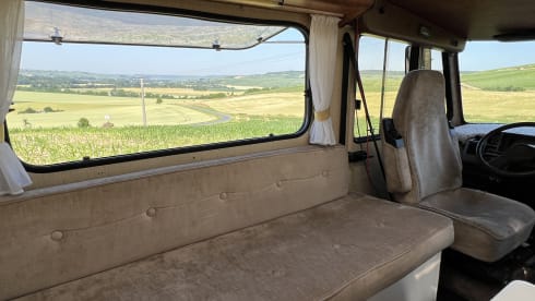 Lucky 88 – Panaromic view, spatious Hymer fully equiped