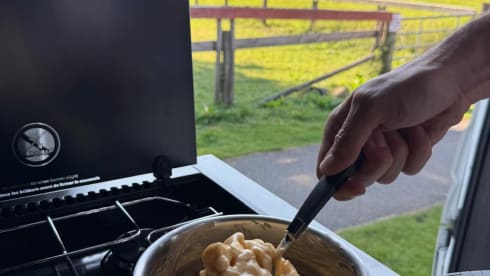 Holly – Camper Volkswagen a 2 posti letto del 2023