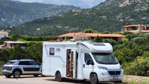 Fabulous super-equipped camper