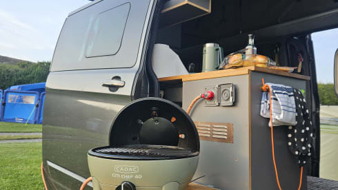 Vanessa – 4 berth Ford campervan from 2015