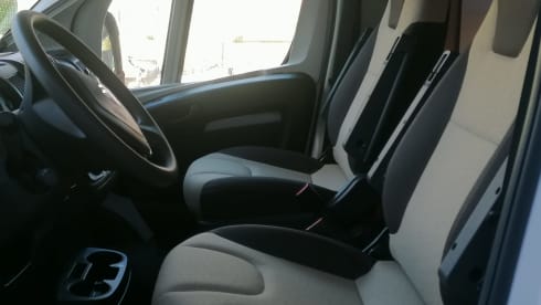 Forster (is from Eura Mobil) alcove from 2024 6 seats as new