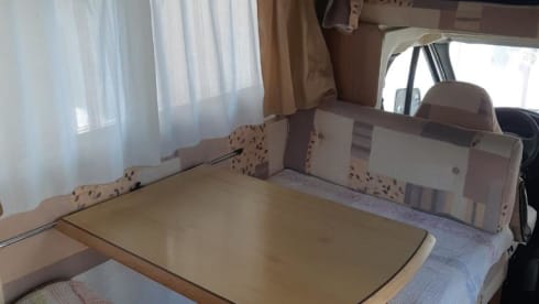 Lerry92 – Camper mansardato 6 posti con aria condizionata